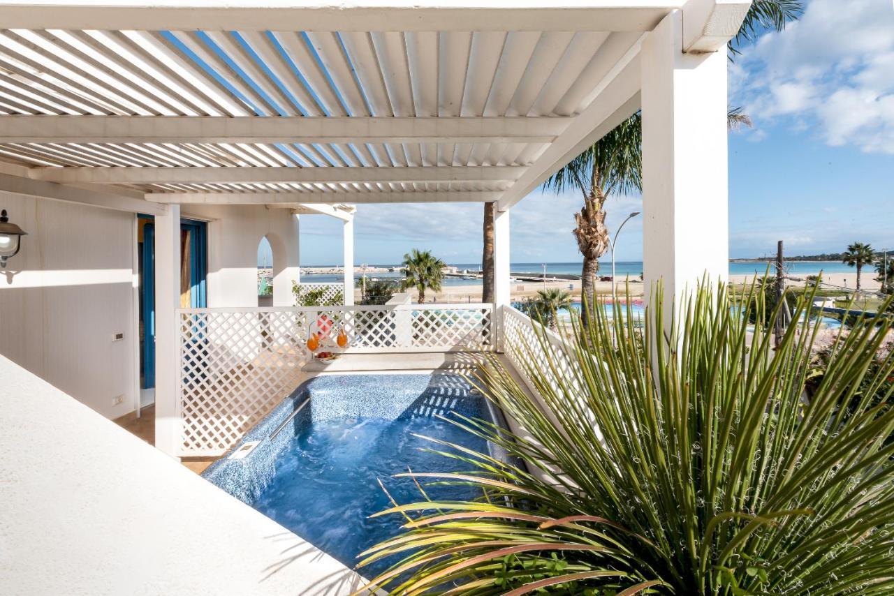 Hotel Ristorante Mediterraneo Faro سان فيتو لو كابو المظهر الخارجي الصورة