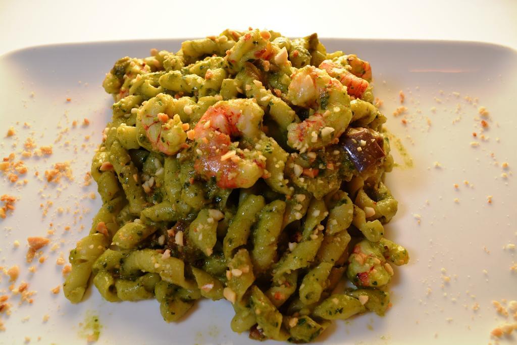 Hotel Ristorante Mediterraneo Faro سان فيتو لو كابو المظهر الخارجي الصورة
